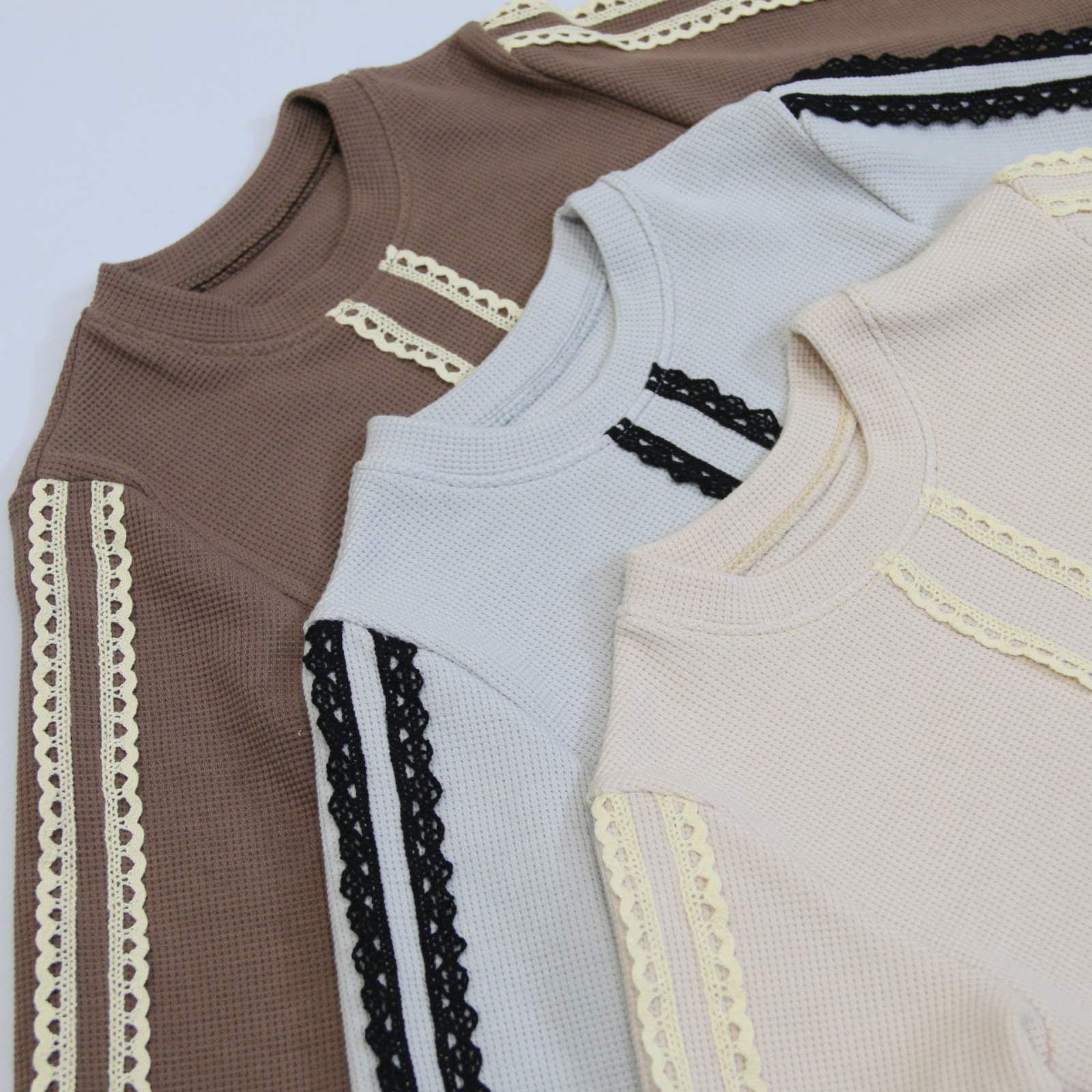 21424